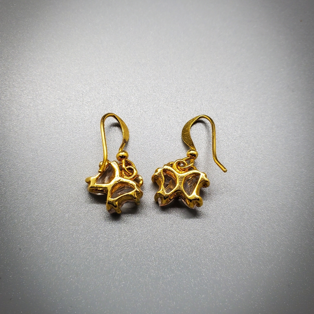 Earrings - Picture 2 of 3